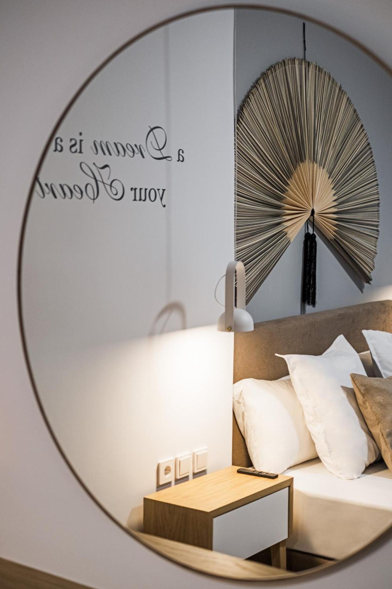 Singer Suites Kalamata - Luxury Suites Ngoại thất bức ảnh