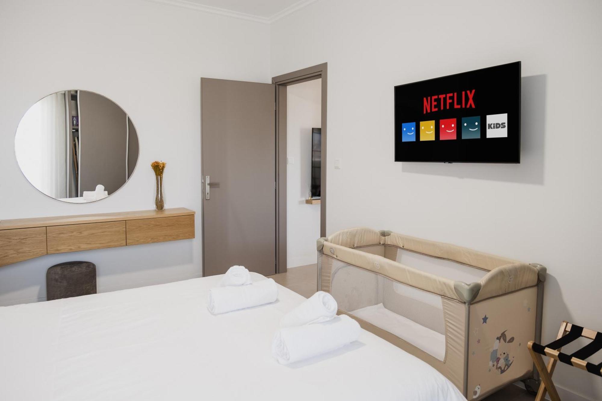 Singer Suites Kalamata - Luxury Suites Ngoại thất bức ảnh